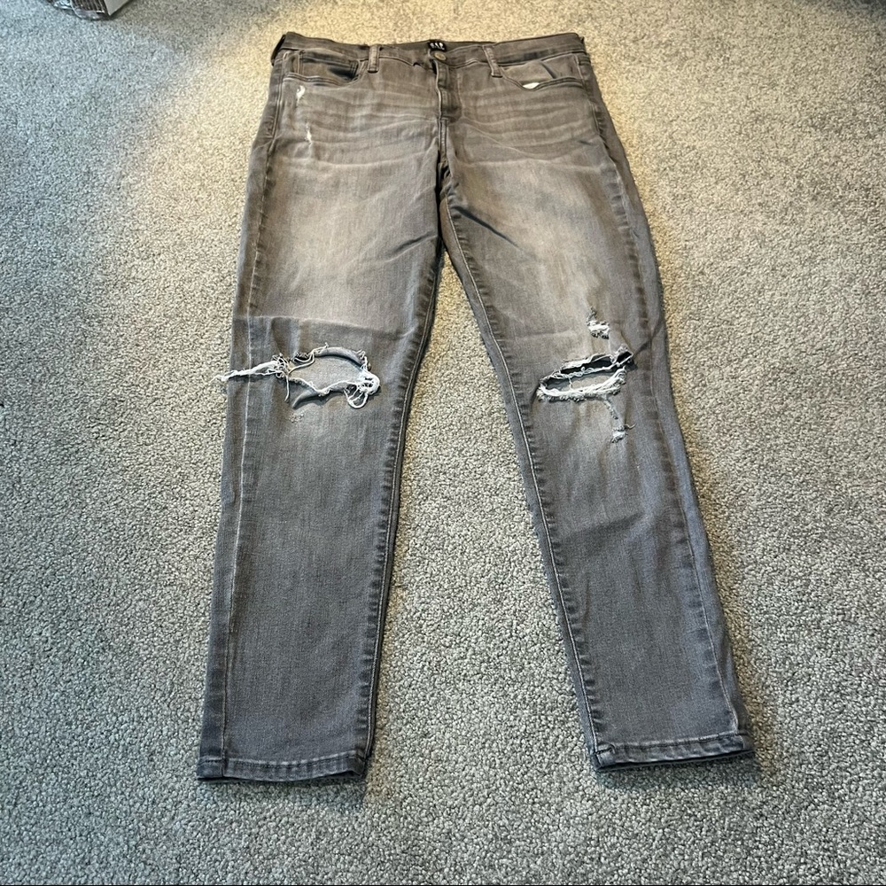 Gap Women's Skinny Jeans‎ Favorite Jegging 10/30 Gray Ripped Distressed Stretch